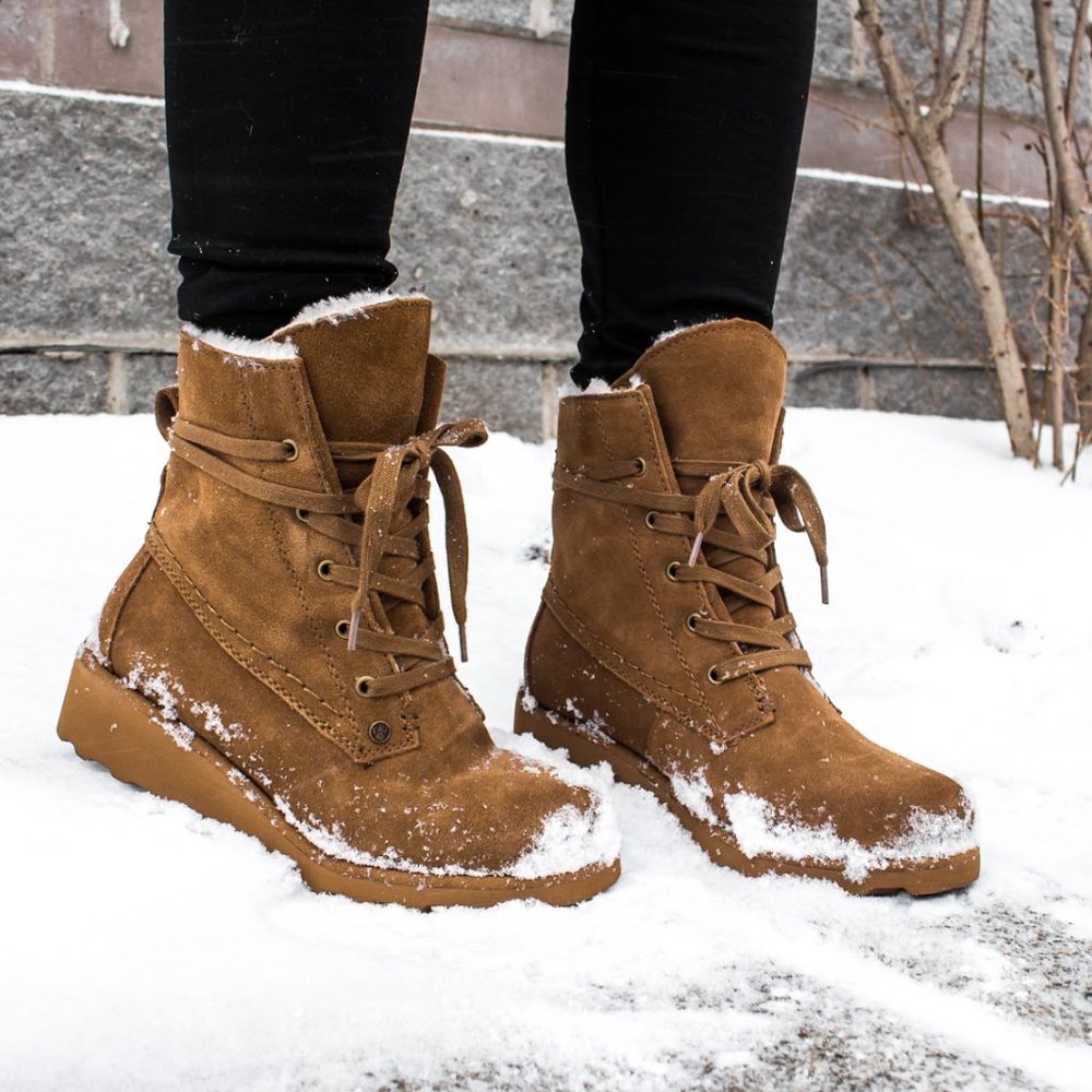 NEW  BEARPAW Little Girls' Krista Boots - Picture 12 of 16